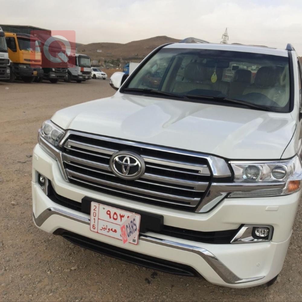 تويوتا لاندكروزر